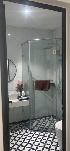 Bathroom 2, Azen Lakeside Apartment & Hotel, Ba Đình