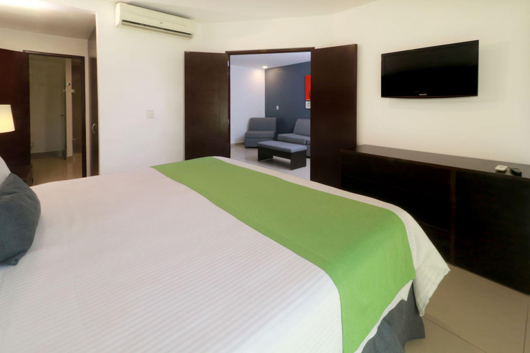 Bedroom 3, Courtyard by Marriott Guadalajara Andares, Zapopan