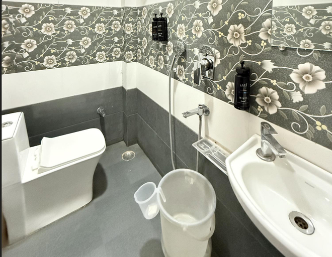 Bathroom 4, Hotel Haridas Haveli by Aster Hotels, Udaipur