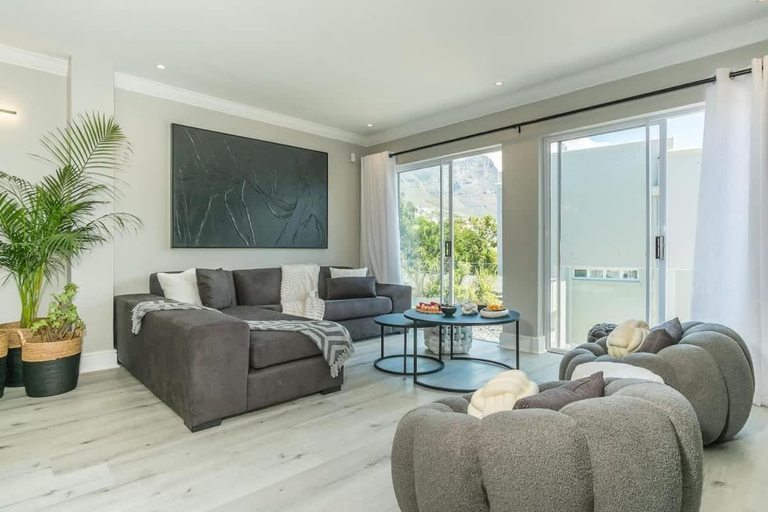 Others 5, 5 min walk to Camps Bay beach, Comfy Apt, Beach Views - Caprice Bay Apt, City of Cape Town