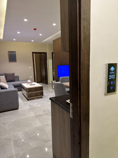 4, Charming Amman Apartment with Electric Heating Free Parking, Amman