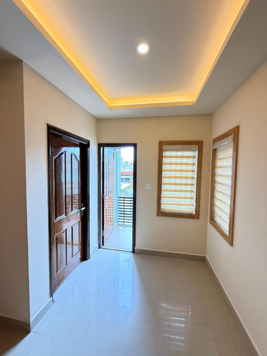 Others 5, FLORA SUITES, Bangalore