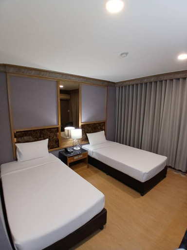 Bedroom 3, Hotel Pattaya Beach, Pattaya