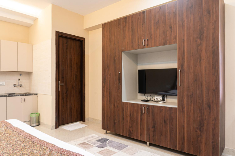 3, The Hoften Enkay Residency DLF Galleria, Gurgaon