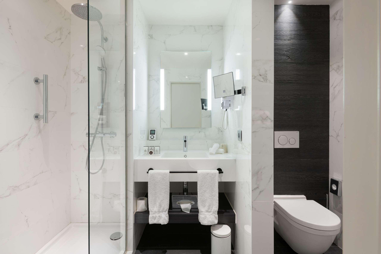 Bathroom 5, Van der Valk Waterloo, Brabant Wallon