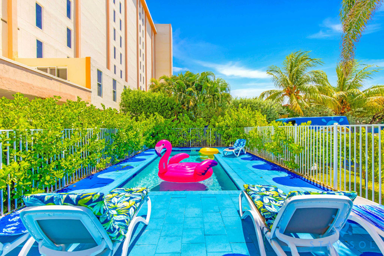 Sport & Beauty 2, Free Parking: Bay View + Pool | Step To Beach, Broward