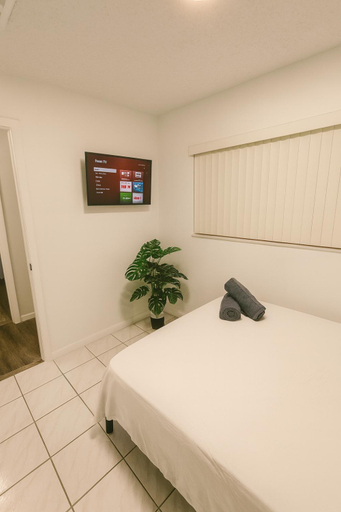 Bedroom 2, Santamaria Fort Lauderdale Airport, Broward