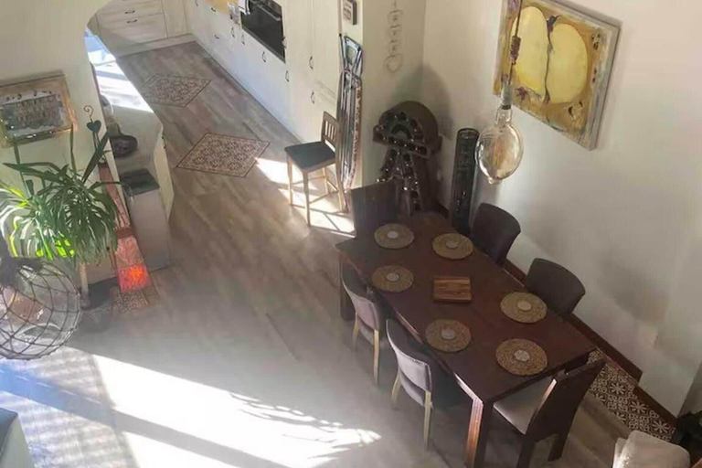 Dining 4, House -sleeps 6-garden-fireplace, Alicante