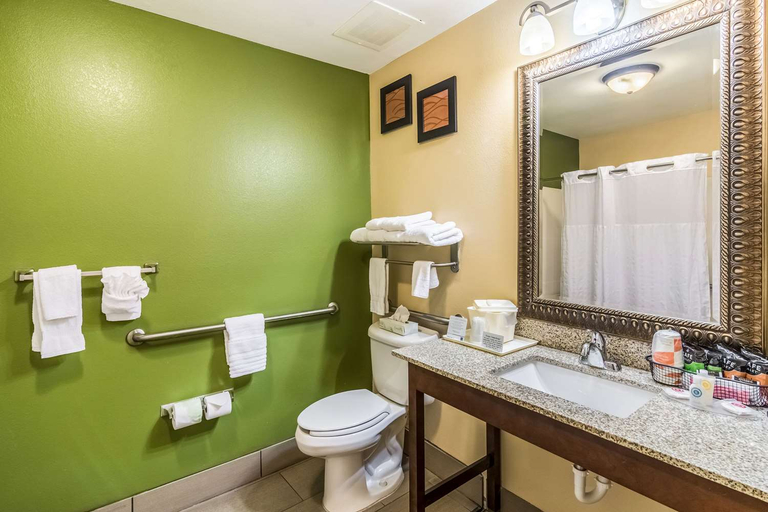 Bathroom 3, Comfort Inn & Suites Panama City North, Bay