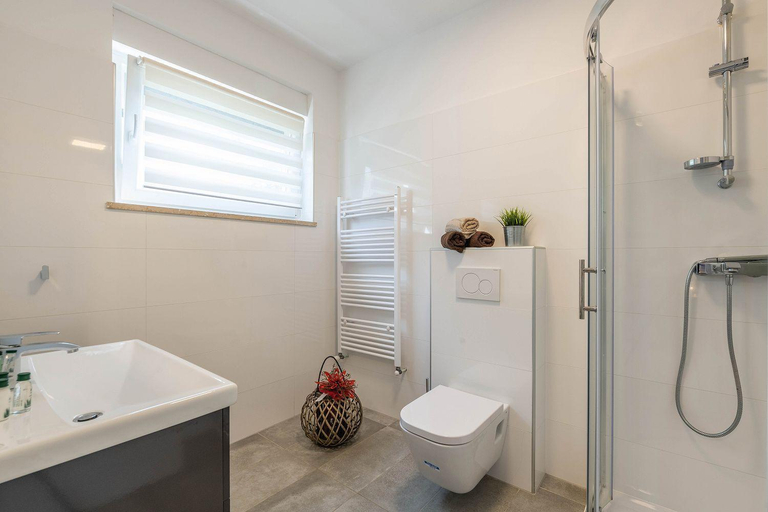 Bathroom 4, Holiday Home in Prodol with Private Pool, Marčana