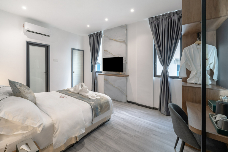 Bedroom 3, Saturn Hotel, Penang Island