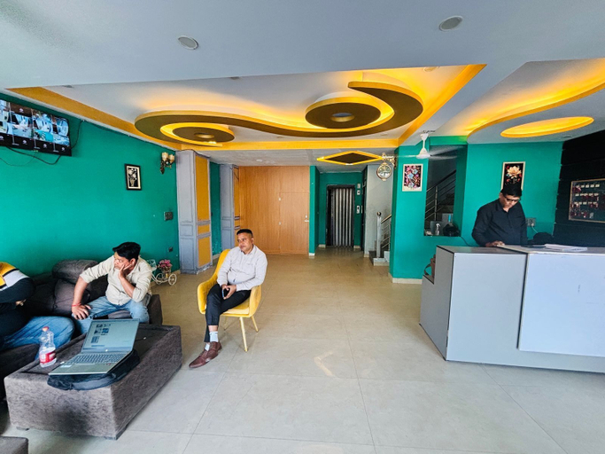 Others 5, Hotel Soho 62, Gautam Buddha Nagar