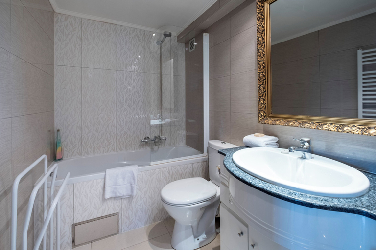 Bathroom 4, Brussels Expo Elegant residence, Bruxelles