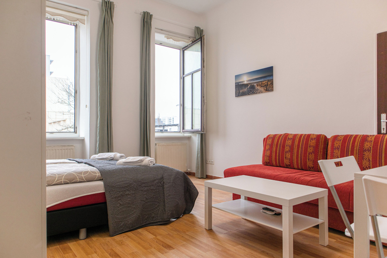 View from room, Modern 2BR Apartment Near Millennium, Wien