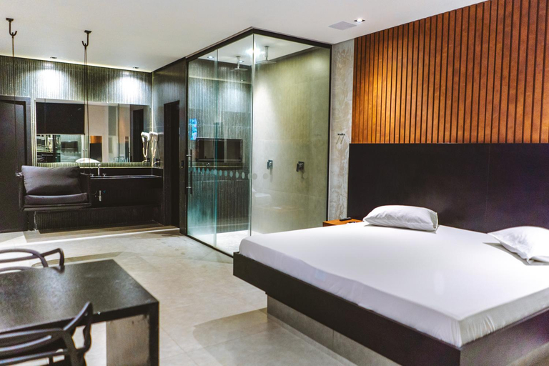 Bedroom, Motel Imperium, Osasco
