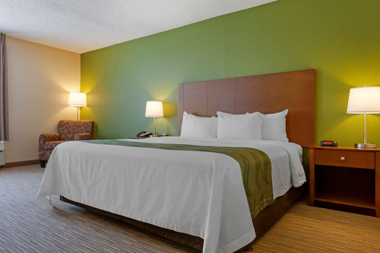 Bedroom 3, Quality Inn Harrison North, Boone