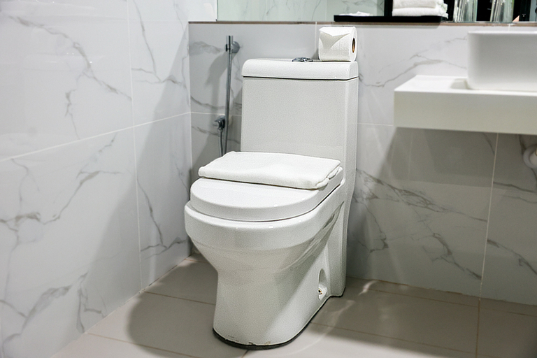 Bathroom 2, Kivana Suite, Vetro 11 by Ayuhouz, Kota Kinabalu