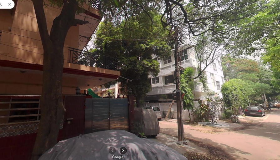 Others 3, Prime Location Stay near AIIMS, Pragati Maidan, CP & Metro, Delhi