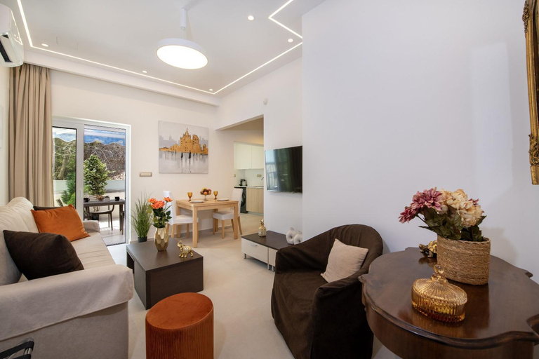 Others 5, Cherry Central Luxury Suites, Crete
