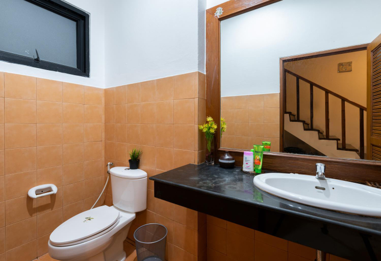 Bathroom 4, The Orange Villa Near Beach, Pulau Phuket