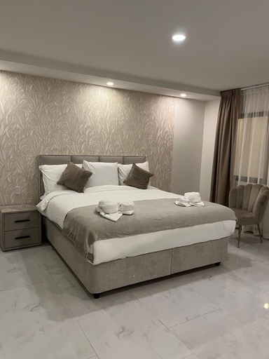 Room 4, Hotel Rizuna, Centrum