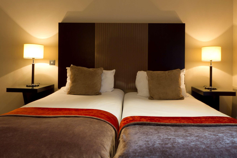 Bedroom 4, Denham Grove Hotel, Buckinghamshire