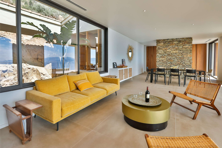 Room 4, Luxurious Architect-designed Property Pool sea View, Corse-du-Sud