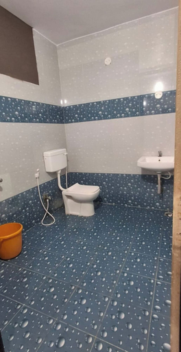 Bathroom 3, HAPPY STAYS ElITE, Krishna