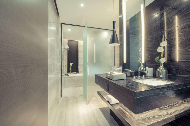 Bathroom 5, Pan Pacific Tianjin, Tianjin