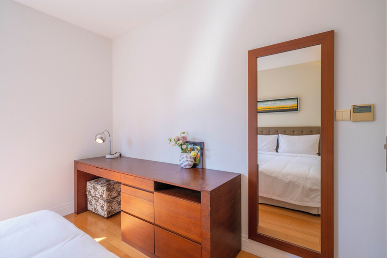Room 5, Tyms Cozy 2BR 1BA Apt Xuhui Metro, Shanghai