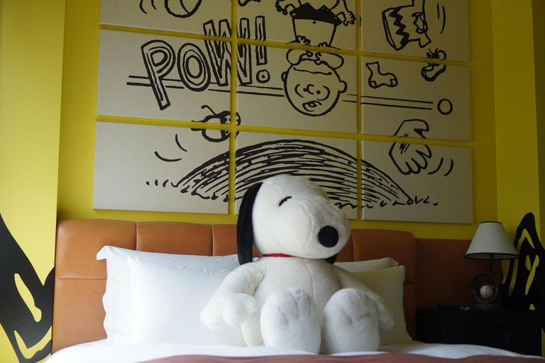 Bedroom 2, Peanuts Hotel, Kobe
