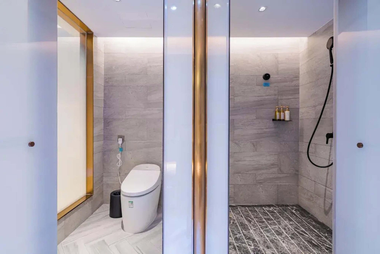 Bathroom 3, Shanghai Lujiazui BaBaiBan LANOU Hotel, Shanghai