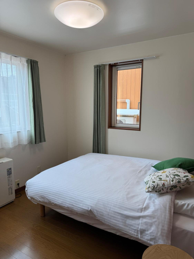 Bedroom 2, Furano Hanasaka House, Furano