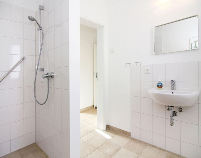 Bathroom 5, House, Boiensdorf, Nordwestmecklenburg