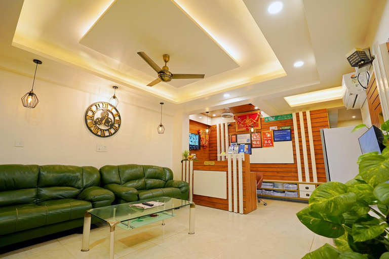 Public Area 3, Hotel Maharaja Palace Near Medanta Medicity, Gurgaon