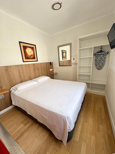Bedroom 2, Apartamentos Mayor Centro, Madrid