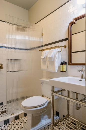 Bathroom 3, MarQueen Hotel, Seattle