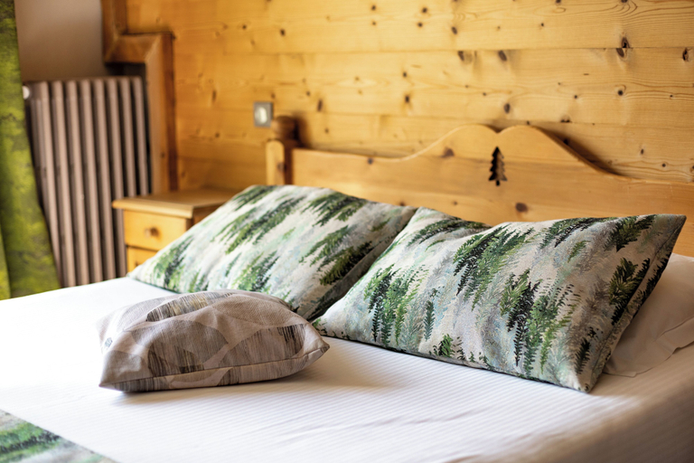 Bedroom 1, L’Annexe by La Réserve, Vosges