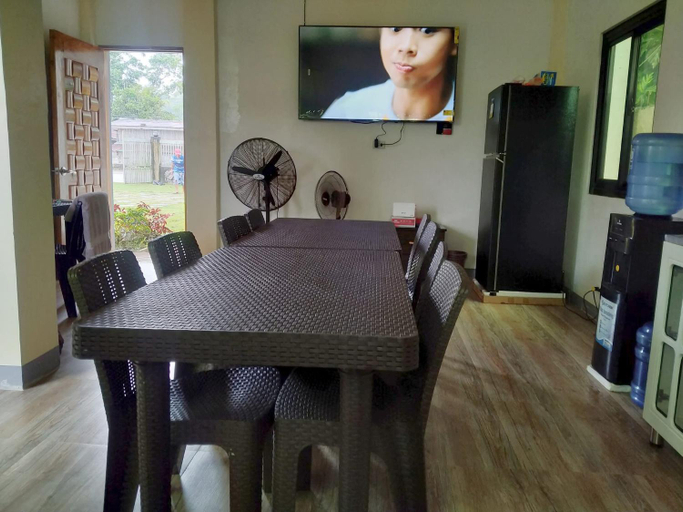 1, Lalie’s Inn , Batuan