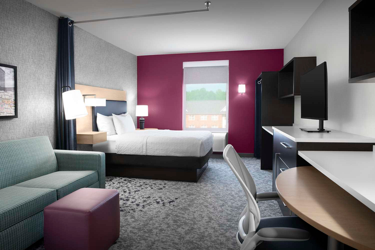Bedroom 3, Home2 Suites By Hilton Greensboro Airport, Guilford