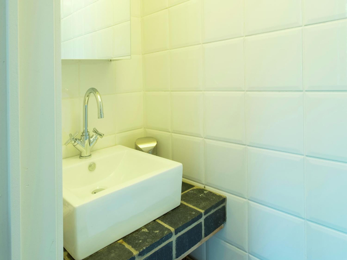 Bathroom 4, Mansion in Hastiere par Dela with Pool, Namur