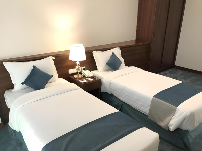 Bedroom 4, Jar Al Habib Hotel, Al Madinah Al Munawwarah