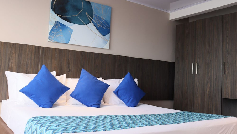 Bedroom 2, On Vacation Blue Tone, San Andrés