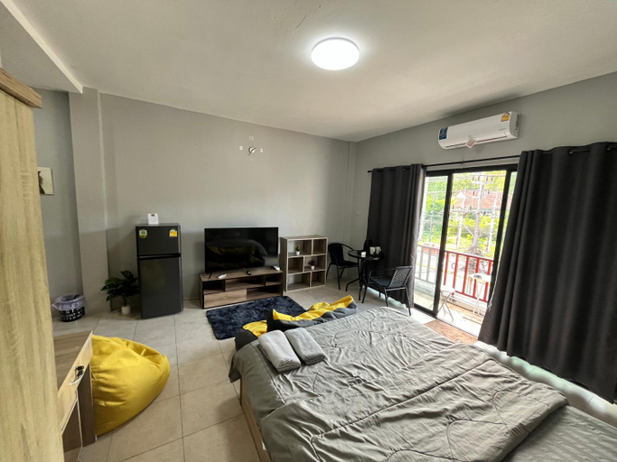 Others 2, 84 Bar & Guest House, Pulau Phuket