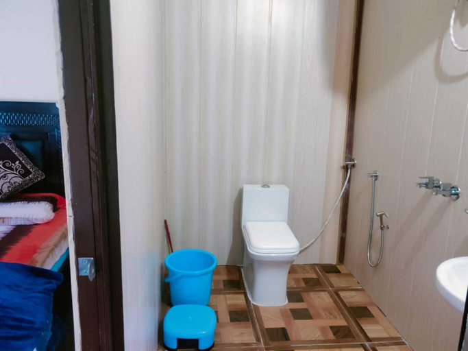 Bathroom 3, The Himalayan View Resort, Rudraprayag