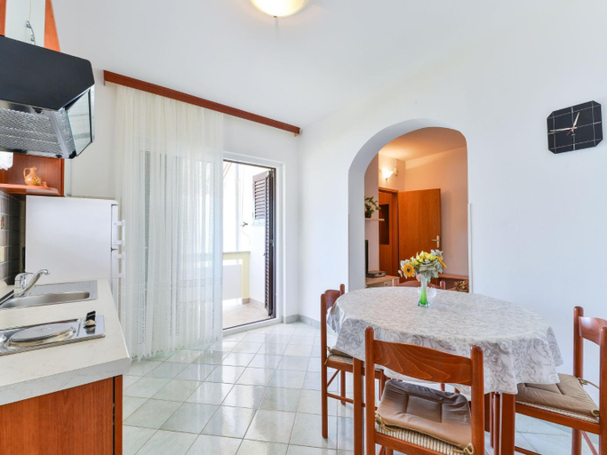 Others 5, Apartment on Vir Island Near Sandy Beaches, Vir