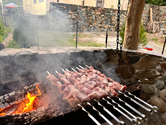 Food & Drinks 5, Cottages in mountains, Keda