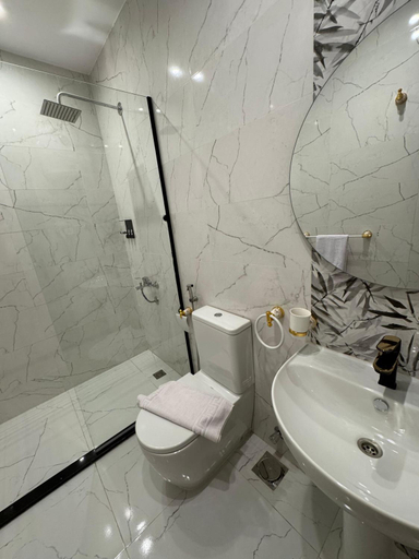 Shower 5, Pyramids Palace View, Al-Ahram