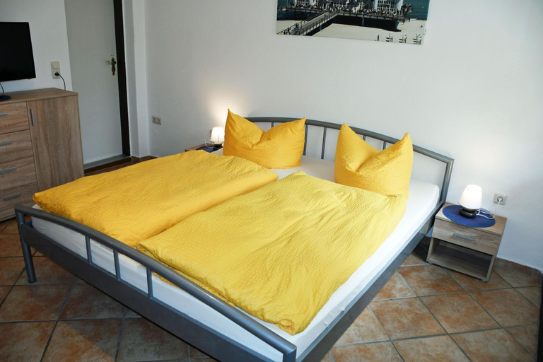 Bedroom 2, Haus Sonnenschein, Vorpommern-Rügen