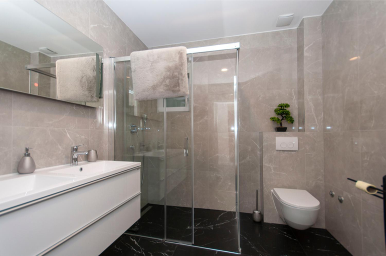 Bathroom, Villa M&M, Omiš